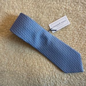 Vineyard Vines Tie